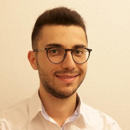 Native arabic speaker& language Enthusiast
