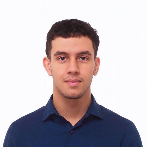 Native French Tutor – International Experience