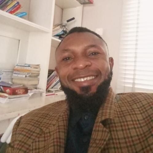 Experienced French and English Tutor | Helping Students Spea