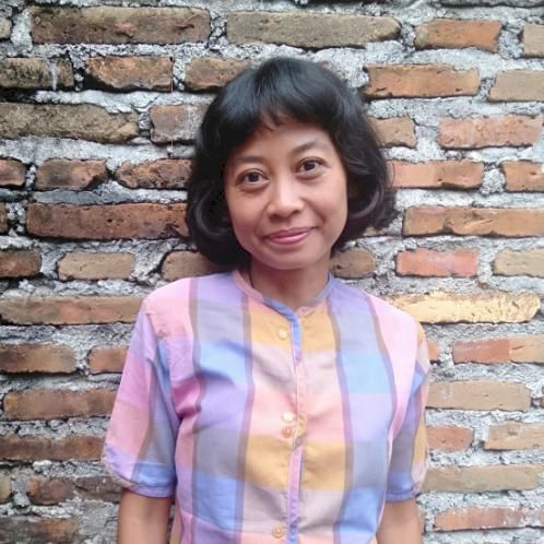 Javanese native speaker, fun and passionate.