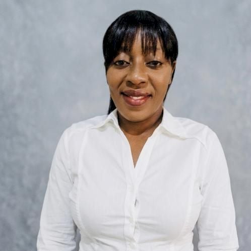 Experienced English, Ndebele & Shona Teacher | Kids & Adults