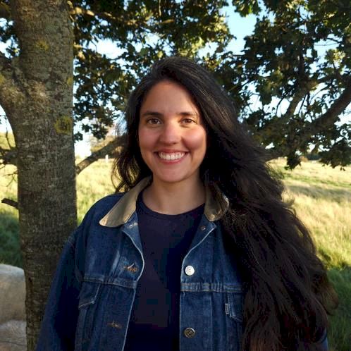 Brazilian Portuguese teacher with 7+ years of experience