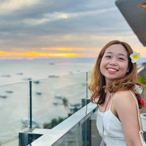 Want to learn Korean in a warm environment?
