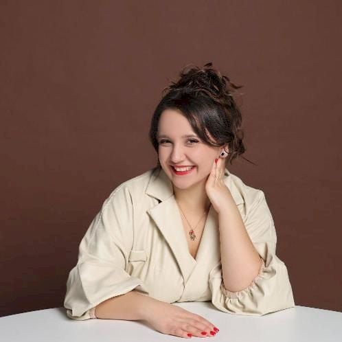 Expert in Albanian Language & Literature | Native Tutor