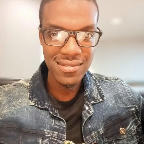 Multilingual English Tutor Available In Pretoria