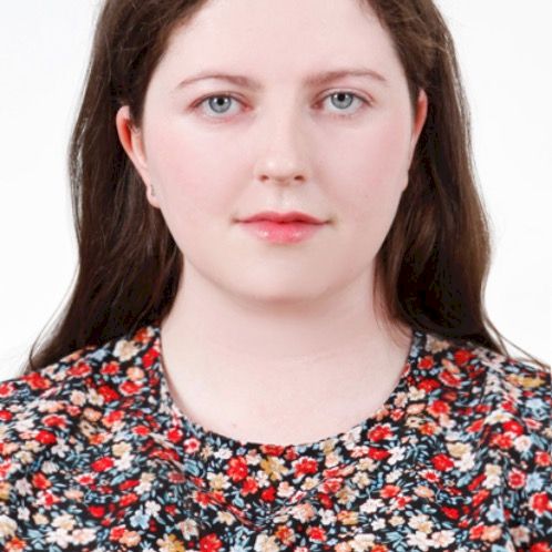 Expert English Tutor-Personalised Lessons for All Levels!