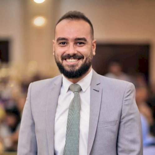 Native Arabic Tutor in Prague – MSA & Egyptian Arabic