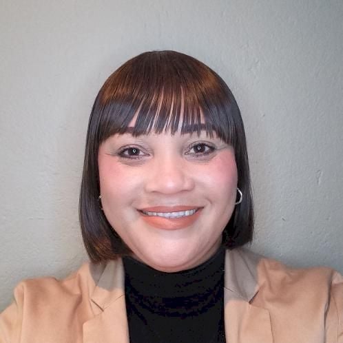 English TEFL Teacher Miss Nadie