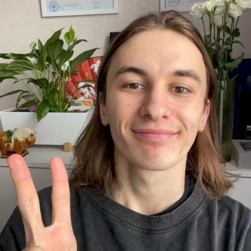 Hi! I'm Pasha, a native Russian tutor