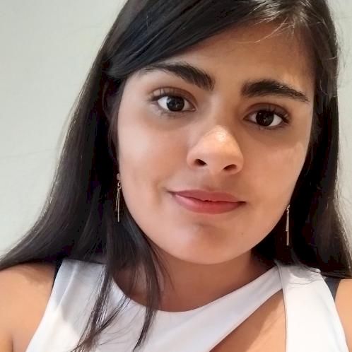 I am a great spanish teacher and I would love make you laugh
