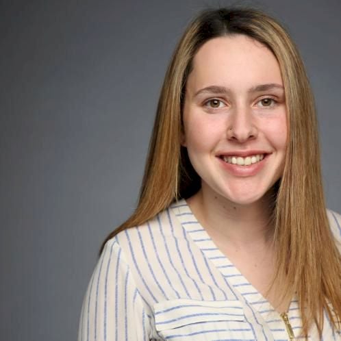 English tutor looking to help students succeed!