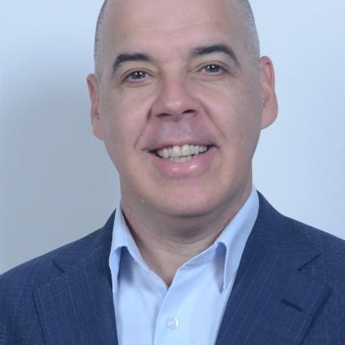 Learn English with Robert - Manila: Hello, my name is Robert H...