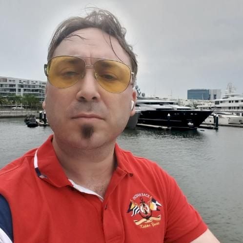 french teacher, Learn French Fast with Romain in Singapore