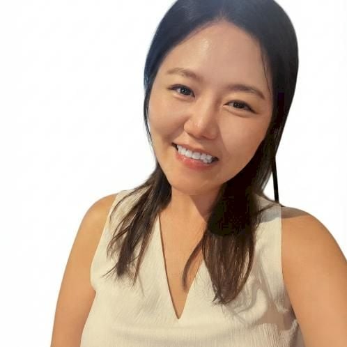 Learn Korean from a native Korean journalist