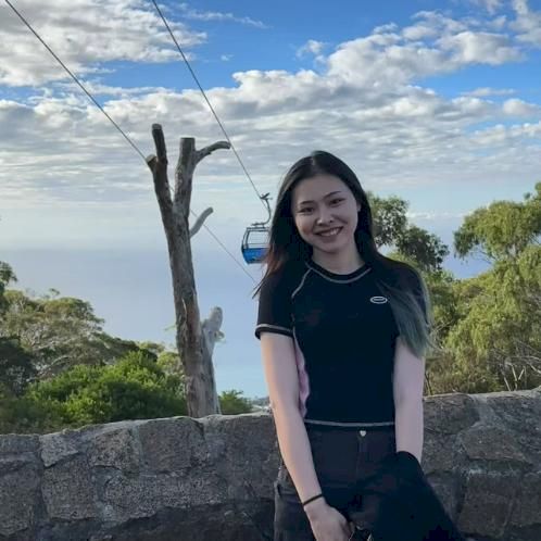 Learn Chinese with a Talkative, Dance-Loving Teacher