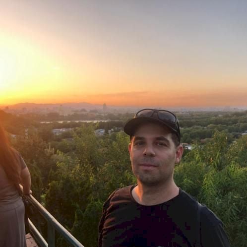 French and English teacher (French-American dual citizen)