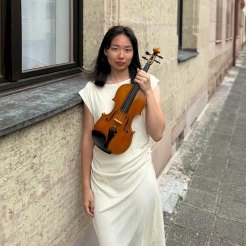Bilingual Private Tutor | Violin, Languages & General Subjec