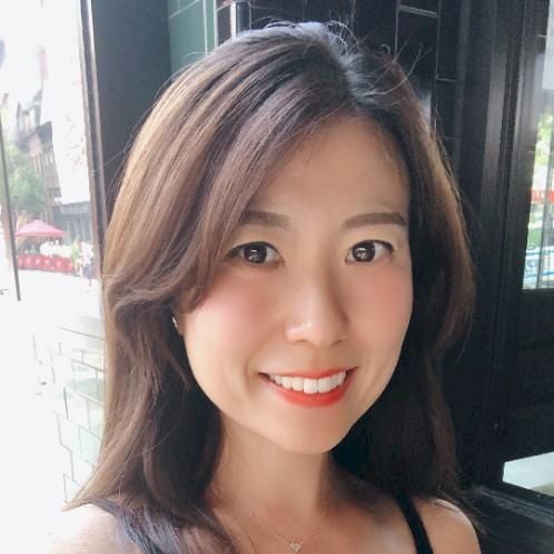 A Korean news reporter is here to help you improve your Kore